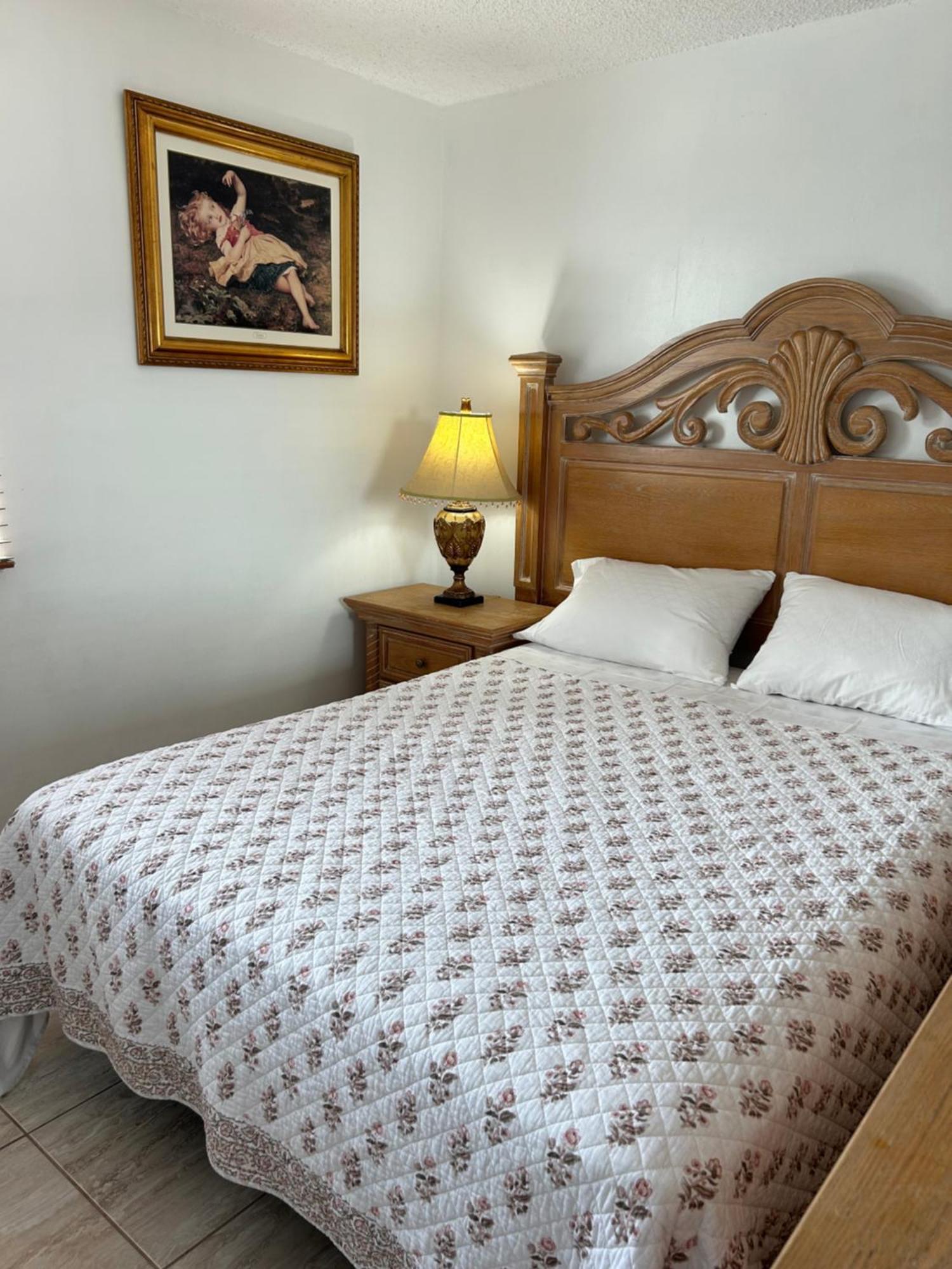 Beautiful Apartment With Very Elegant Colonial Decoration Tamiami Kültér fotó