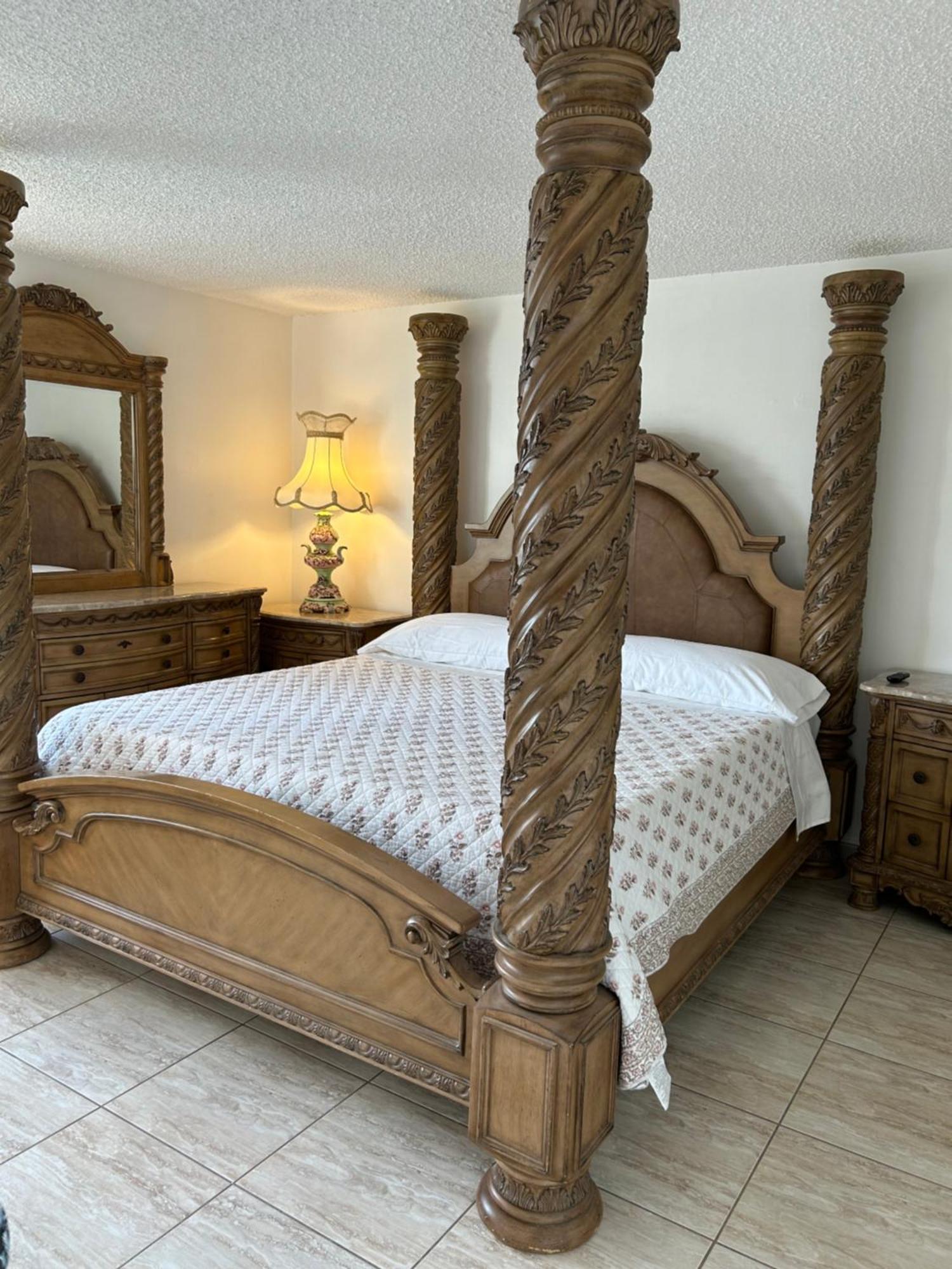 Beautiful Apartment With Very Elegant Colonial Decoration Tamiami Kültér fotó